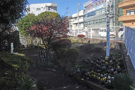 横浜市旭区・畠山重忠公碑