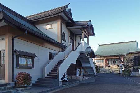 横浜市緑区・長泉寺の堂宇