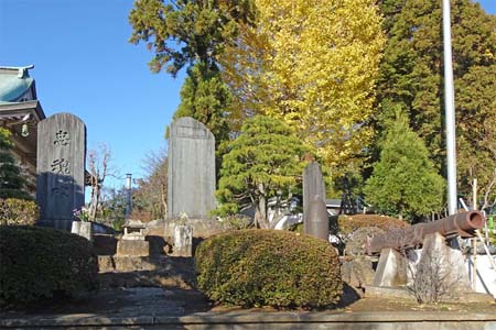 横浜市緑区・長泉寺の忠魂碑