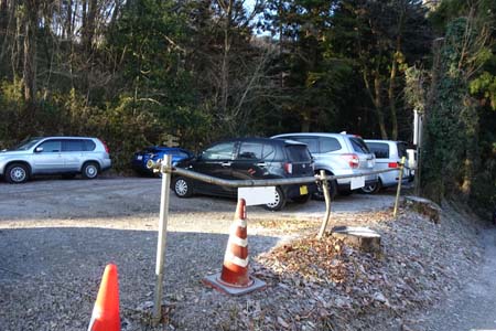 石老山・相模湖病院の駐車場