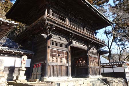 あきる野市・大悲願寺の仁王門