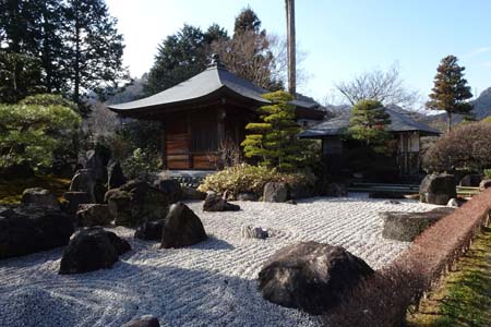 あきる野市・王林寺の枯山水庭園