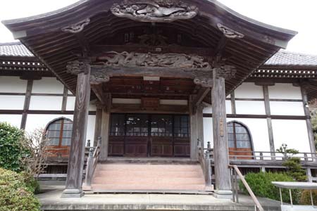 あきる野市・光厳寺の本堂