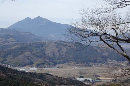 千代田アルプス・黒文字平から眺める筑波山