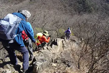 天狗山の岩場
