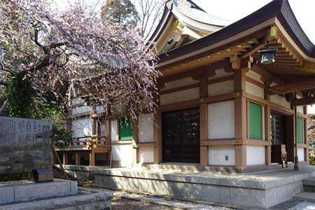 横浜市都筑区・勝田杉山神社の拝殿