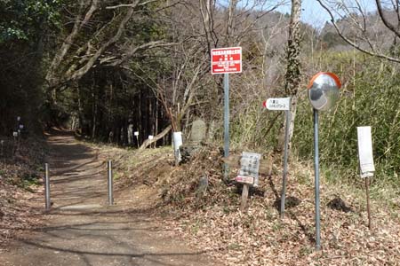 八重山から五感の森・八重山駐車場