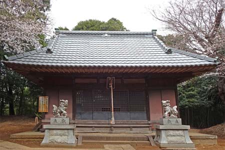 横浜市港北区・新吉田杉山神社の拝殿