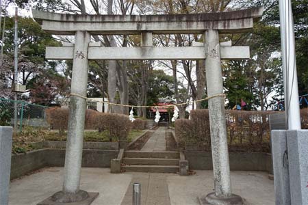 横浜市都築区・大熊杉山神社の石鳥居