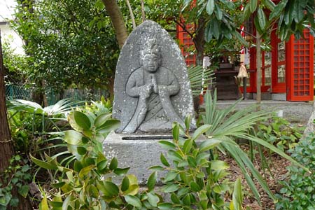 小田原市・玉伝寺の石仏
