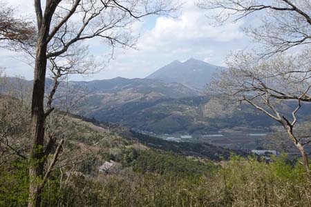 千代田アルプス・黒文字平からは筑波山の双耳峰