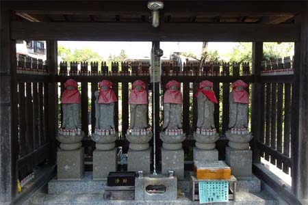 嵐山町・金泉寺の六地蔵