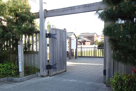 川越市・川越城中ノ門堀跡