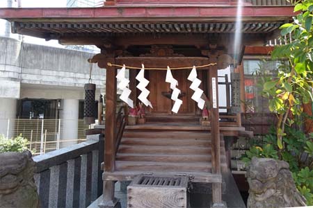 東京都港区・日比谷神社の稲荷神社