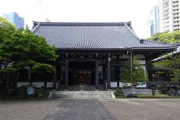 青松寺の本堂