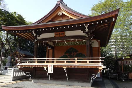 東京都品川区・品川神社の神楽殿