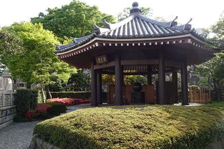 東京都品川区・海晏寺の堂宇