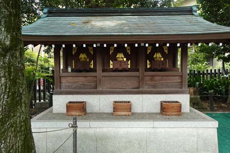 東京都大田区・六郷神社の境内摂社