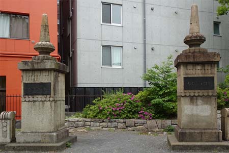 川崎市川崎区・稲毛神社の六郷橋欄干