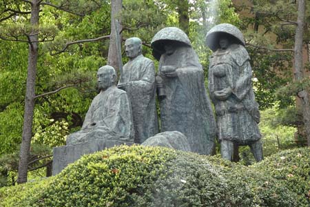 横浜市鶴見区・総持寺の雲水群像