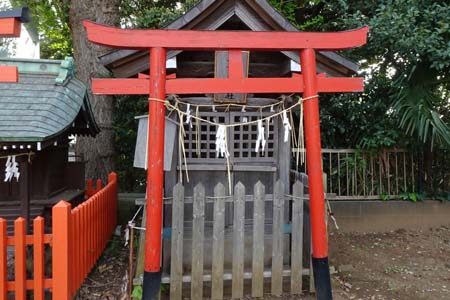 横浜市鶴見区・生麦杉山神社の摂社
