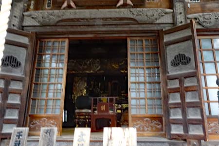 秩父市・慈眼寺の本堂