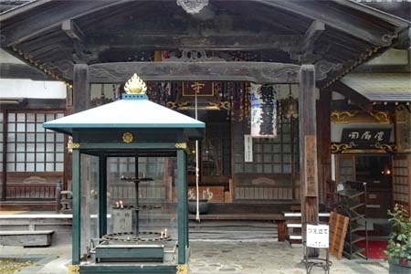 秩父市・西光寺の本堂