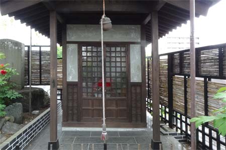 秩父市・少林寺の地蔵堂