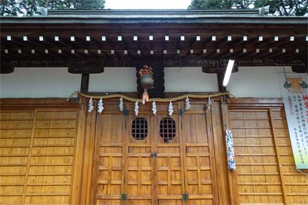 秩父市・愛宕神社の拝殿