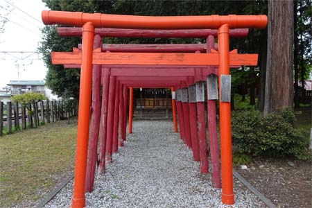 秩父市・愛宕神社の稲荷社