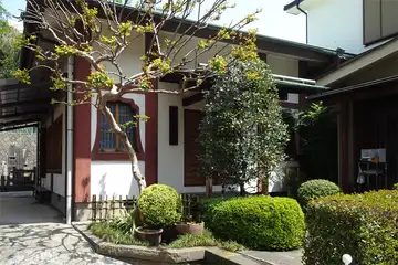 普門寺の簡素な本堂