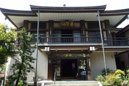 横浜市保土ヶ谷区・香象院の本堂