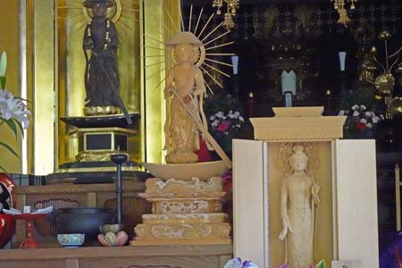 小鹿野町・法性寺の前立てお船観音