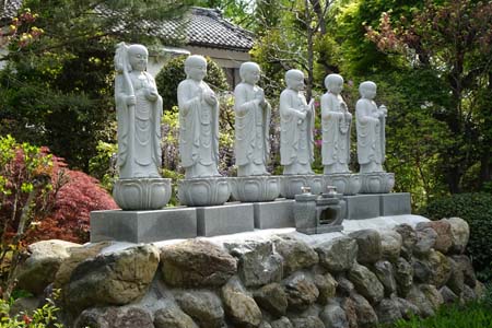 秩父市・菊水寺の六地蔵