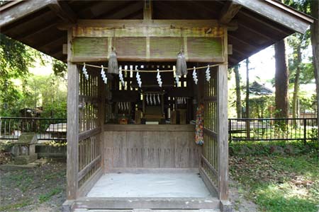 秩父市・吉田椋神社の境内摂社