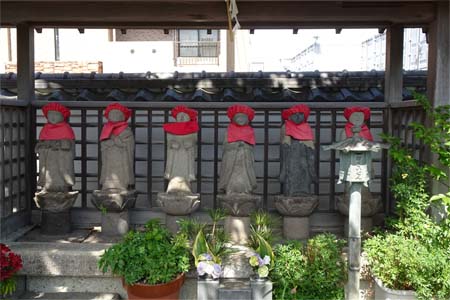 茅ヶ崎市・廣德寺の六地蔵