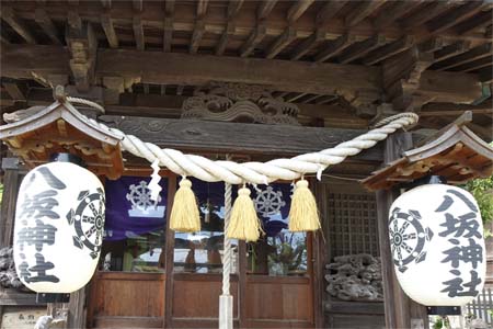 茅ヶ崎市・八坂神社の拝殿