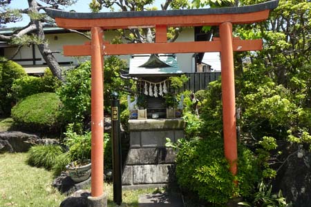 茅ヶ崎市・信隆寺の稲荷社