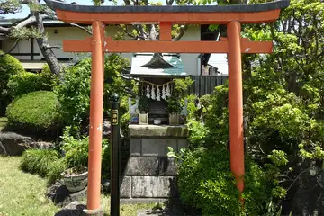 茅ヶ崎市・信隆寺の稲荷社