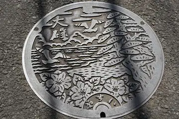 大磯のマンホール