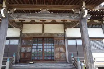 藤巻寺の本堂