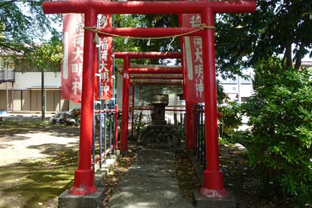 小田原市・八幡神社の稲荷大明神