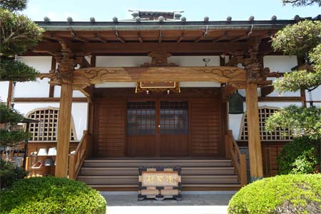 小田原市・法善寺の本堂