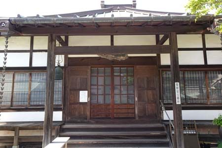 小田原市・呑海寺の本堂