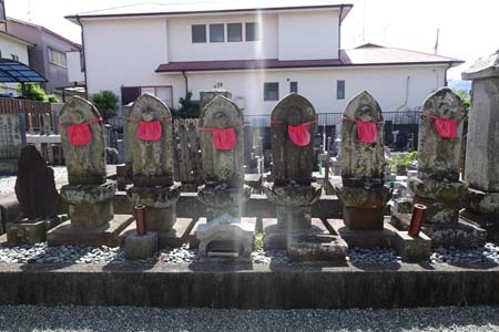 小田原市・呑海寺の六地蔵