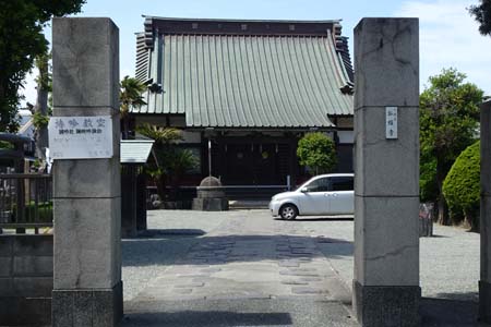 小田原市・弘経寺の山門