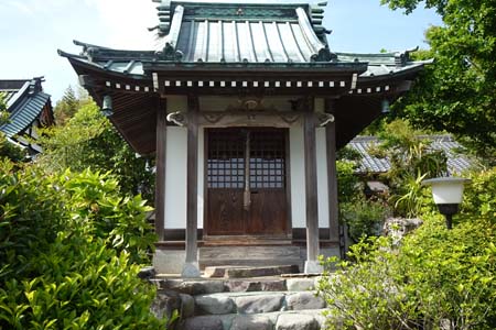 小田原市・香林寺の弁財天堂