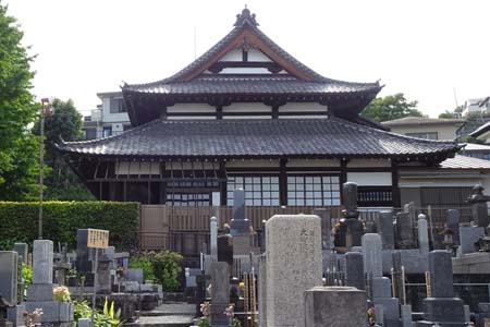 小田原市・常光寺の墓地先には板橋地蔵尊堂