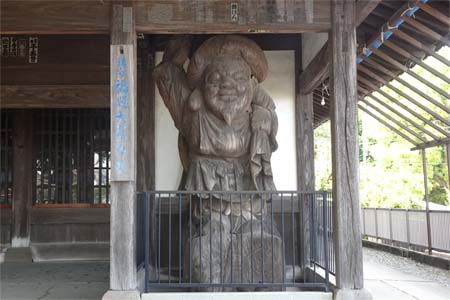 小田原市・大きな板橋地蔵尊