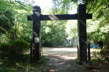 小机城の本丸冠木門